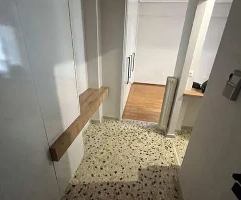 Small cozy apartment near city centre