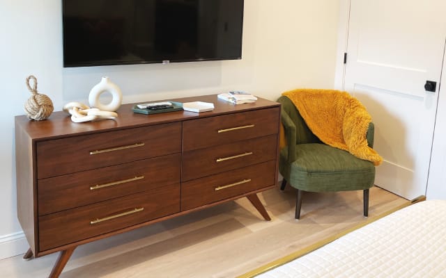 Ruhiges, modernes 1-Zimmer-Apartment im West End/Historischen Viertel
