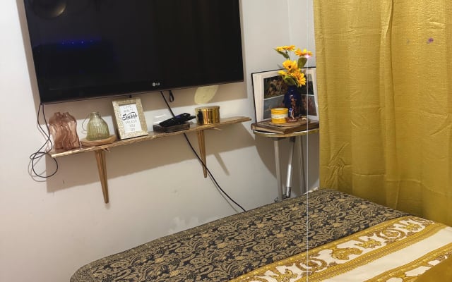 Stylish Double Room in a Shared Home with a Cozy Atmosphere