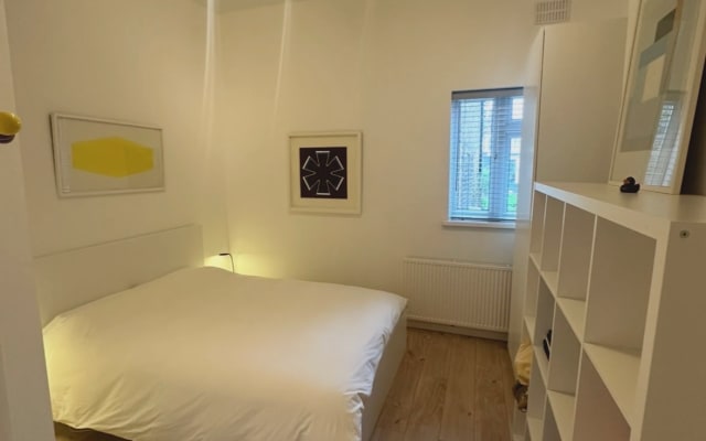 Appartement avec jardin contemporain, zone 2