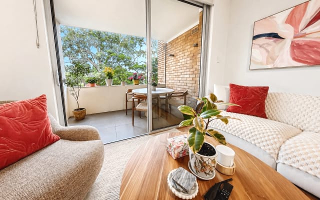 South Mosman Room | Ferry, Village + Balcony