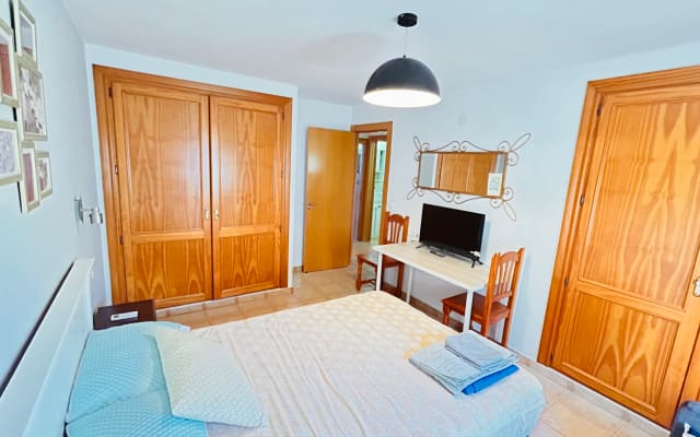 Double room 5 minutes from the beach and 10 minutes from downtown (on foot). - Picture 6