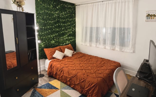 Cozy furnished room in prime DC near Metro & Union Station & More!