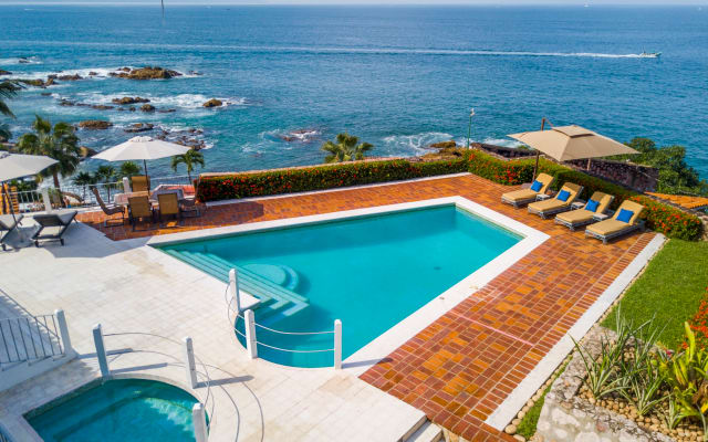 Villa direkt am Meer mit Personal, Aussicht, Schlafzimmern und Klimaanlage - Foto 4