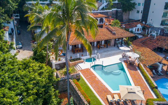Villa direkt am Meer mit Personal, Aussicht, Schlafzimmern und Klimaanlage - Foto 7