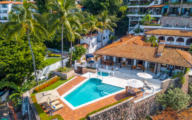 Villa direkt am Meer mit Personal, Aussicht, Schlafzimmern und Klimaanlage - Foto 7