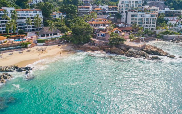 Villa direkt am Meer mit Personal, Aussicht, Schlafzimmern und Klimaanlage - Foto 7