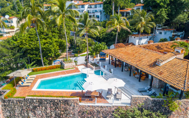 Villa direkt am Meer mit Personal, Aussicht, Schlafzimmern und Klimaanlage - Foto 7
