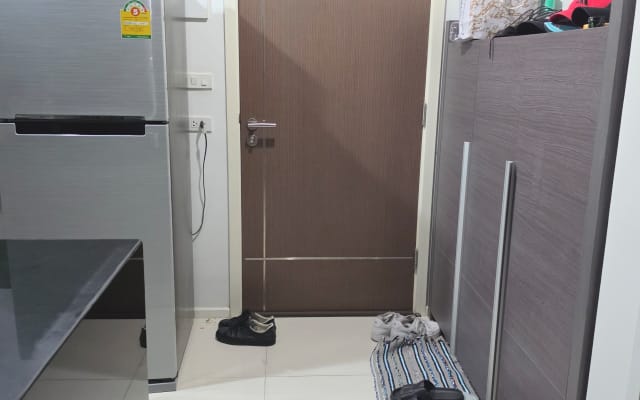 beautiful and accessible apartment on the famous sukhumvit road