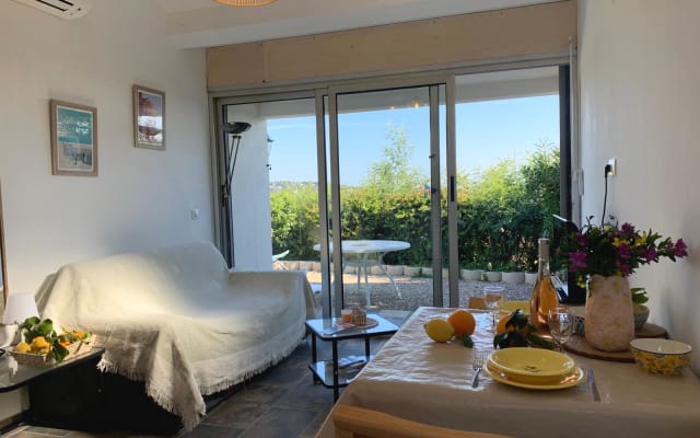 Alloggio con servizio completo nei pressi di Saint-Tropez