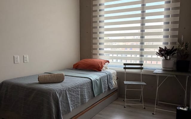 Private Room in Center Area NEW APARTMENT