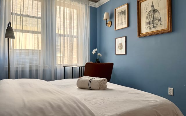 Wunderschön eingerichtetes Privatzimmer, 15 Minuten von Manhattan...