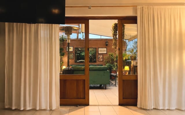 Spacious and cozy room with a terrace in Miraflores