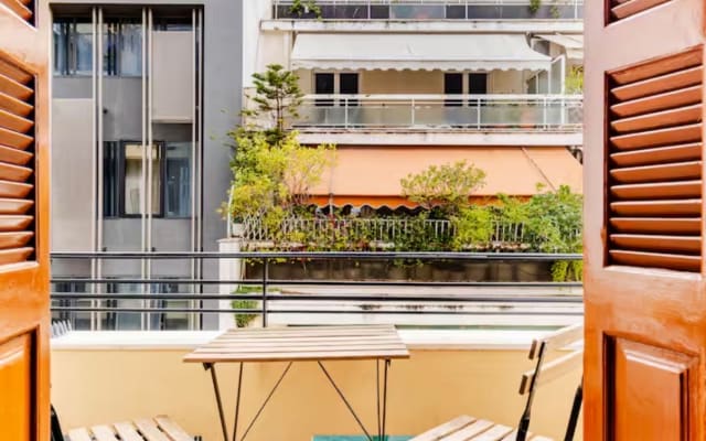     Cozy Room inCentral Athens • next to Metro blue line• Pet Friendly