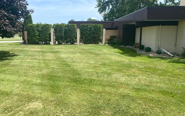 Una obra maestra del estilo «mid-century modern». Un refugio privado.