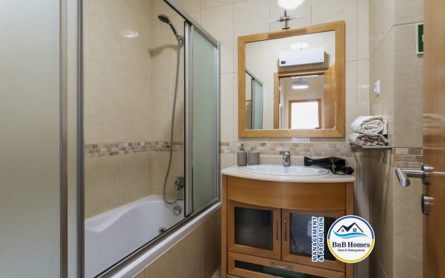 BnB Homes Apartment with Ocean view panoramic Terrace & 2 pools