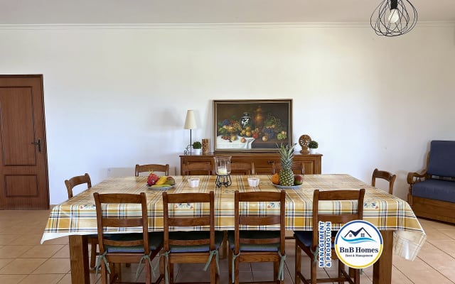 BnB Homes Luxurious Villa Stardust with swimming pool & BBQ