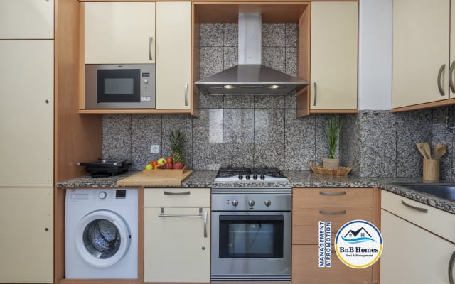 BnB Homes White Rose Apartment with 2 Terraces & 2 Pools