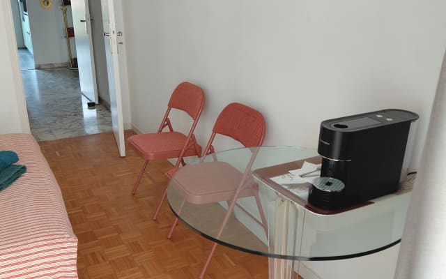 Bonita habitación de 15 m2 con terraza
