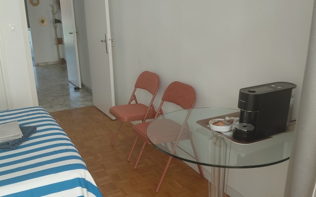 Bonita habitación de 15 m2 con terraza