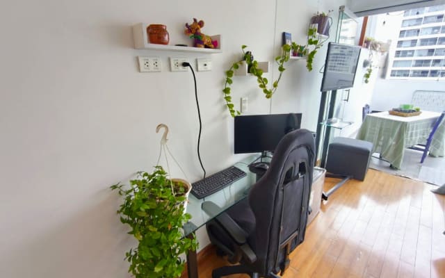 Room in a private apartment with a bathroom and a terrace | Miraflores