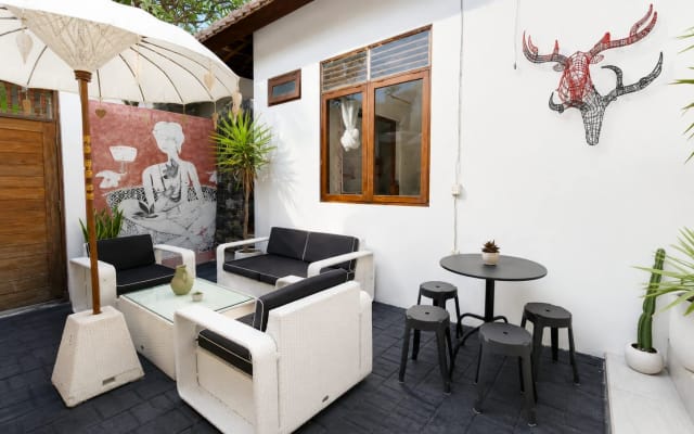 Seminyak Beach Coccoon Villa with pool