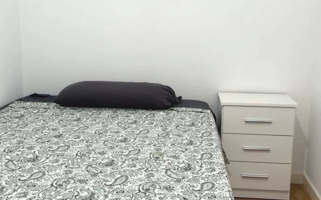 Chambre très bien située, à 1 minute de la Diagonale