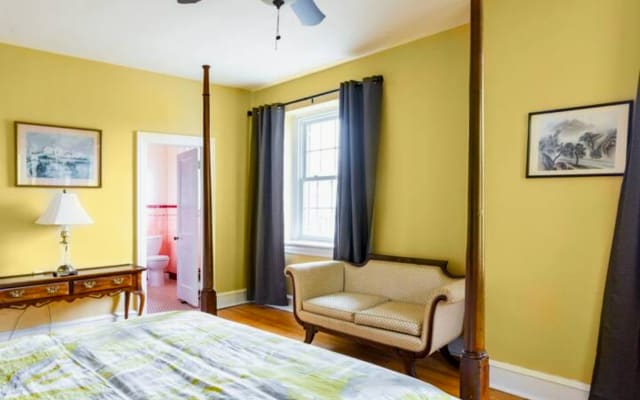 Colonial House Ensuite 3 - copy 02