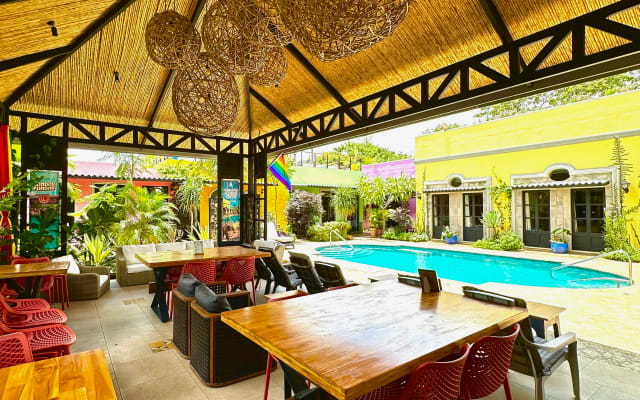 Belo apartamento standard no clube privado para homens HEASA Garden