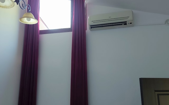 NationalArena Studio ROOM 2