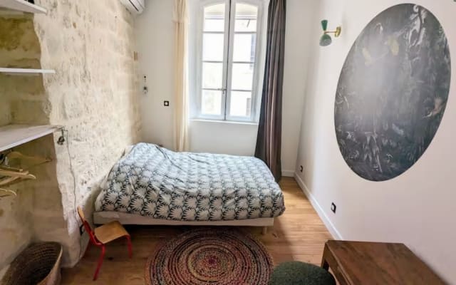 bella camera in un bell'appartamento