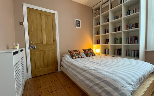 Double Bedroom in Beautiful Refurbished House in East London