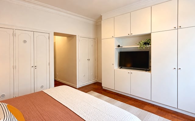 Chambre spacieuse avec salle de bain privée près de la plage et de la...