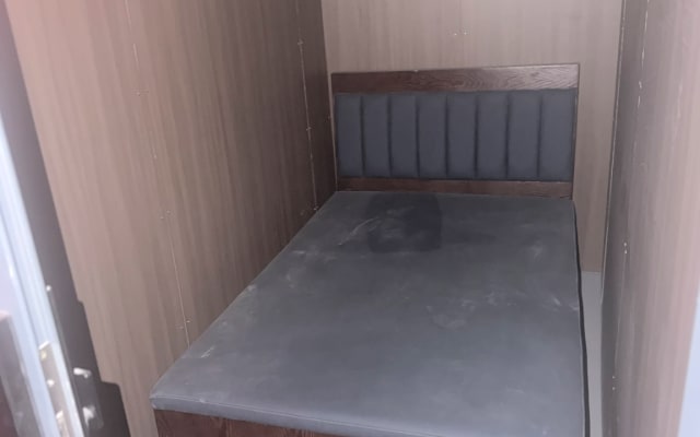Soggiorna al Quench Tubs and Sauna, la nuova sauna gay di Atlanta - copia...