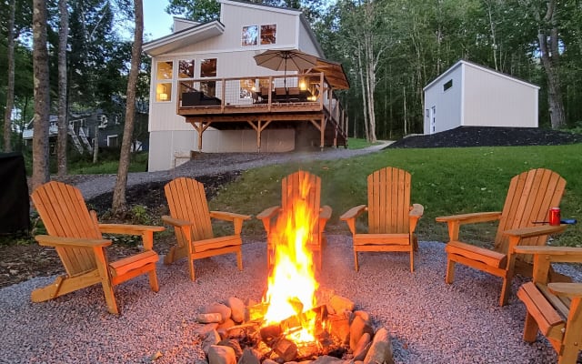 China Lake Chalet | Private Waterfront + Dock