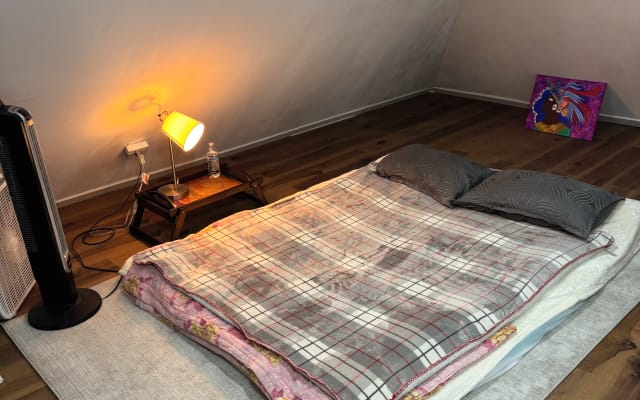 Un espace confortable dans le quartier de Baker, près du centre-ville...