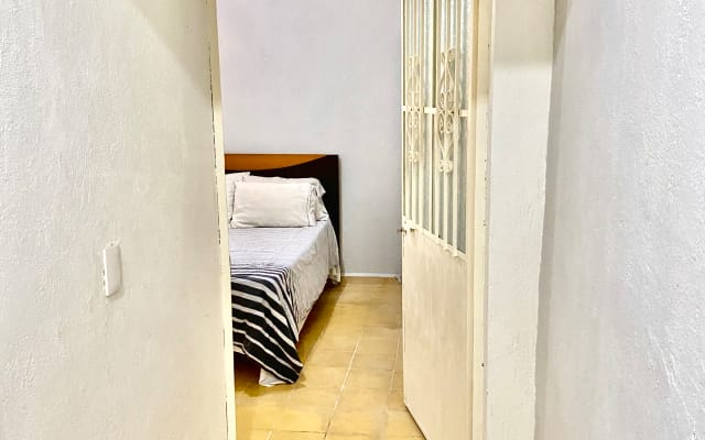 Eigenes Schlafzimmer und eigenes Bad 
In der Nähe des Sheraton Hotels/Estadio - Foto 12