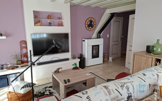 Quarto tranquilo na casa de um morador local
Naturismo permitido