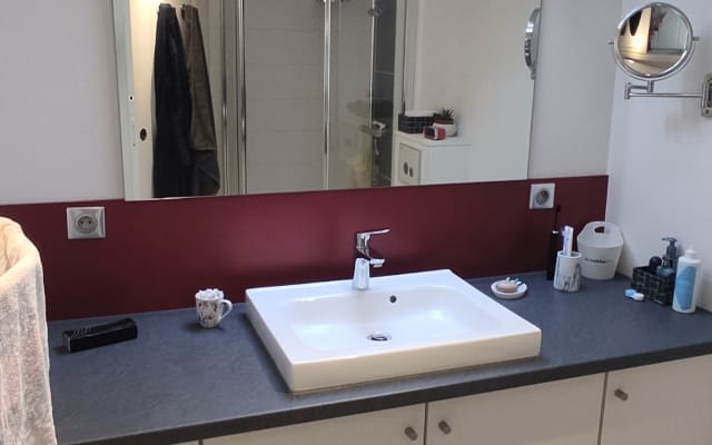 Quarto tranquilo na casa de um morador local
Naturismo permitido