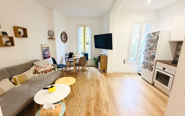 Appartamento in stile Belle Époque in un quartiere centrale di Nizza