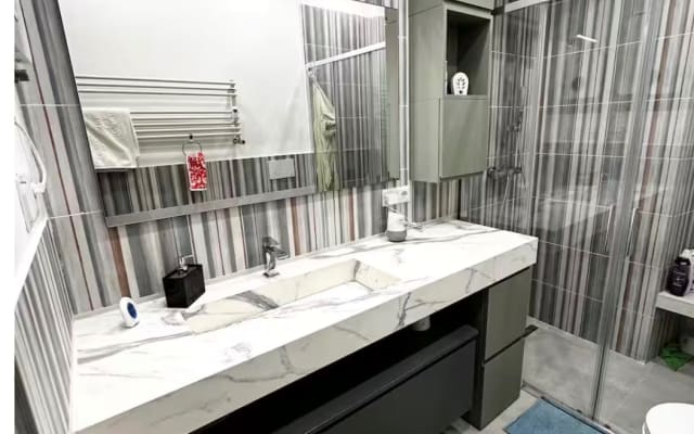 Private room with bathroom in Prati – Vatican City - Picture 2