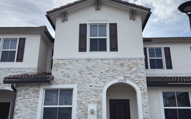 Gay house in North Miami