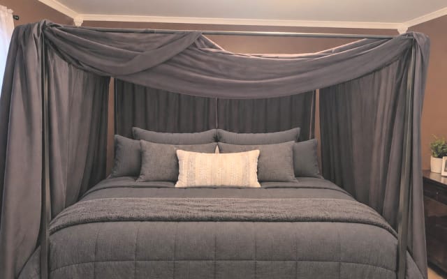 Rifugio con letto a baldacchino