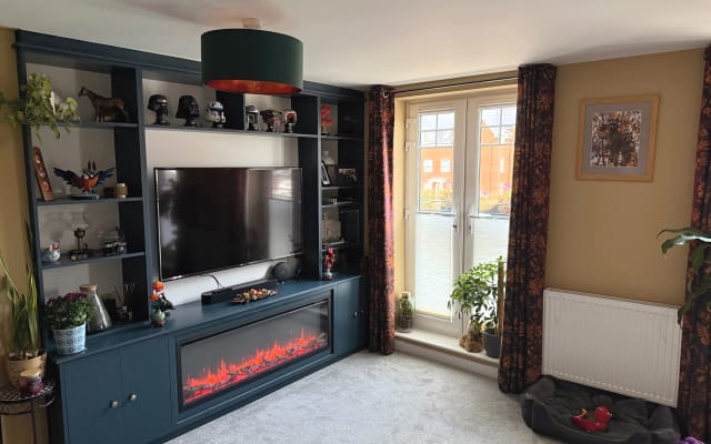 Cómoda habitación con baño privado en Aylesbury