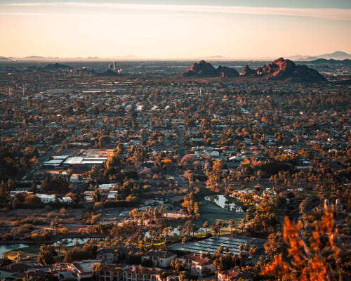 Book a gay hotel in Melrose District