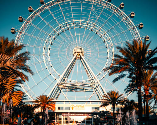 Book a gay hotel in Orlando