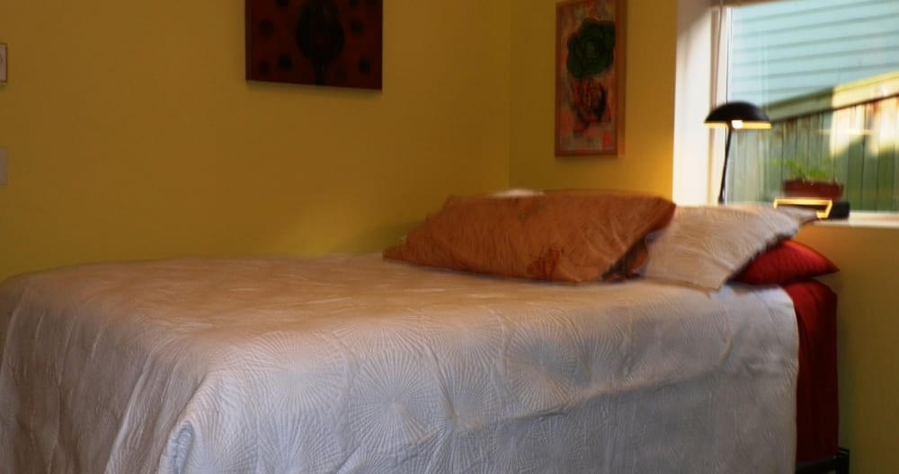 Ron's listing on misterb&b - h******** b4eb13097e7e1c0ee7811e3011c6adff01828c1