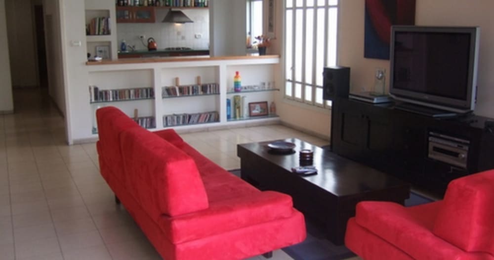 Sala Almodóvar - Foto 2