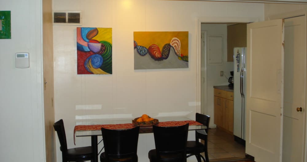 Metro convenient apt - Picture 2