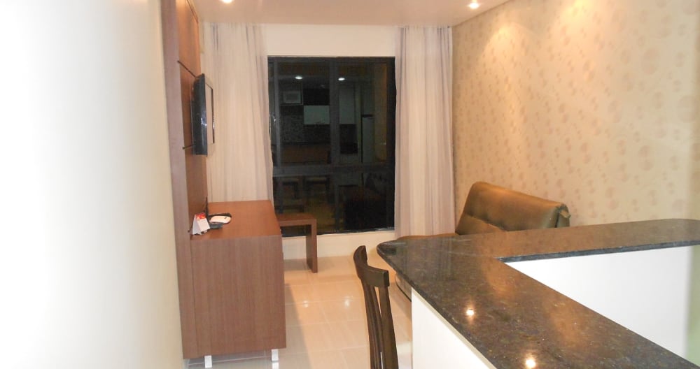 LUXUOSO QUARTO E SALA MOBILIADO/Luxury Flat in front of the Beach - Foto 4